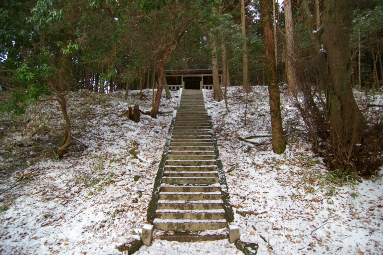 Chirai-Schrein, Nakatsugawa (takami torao; Public Domain)